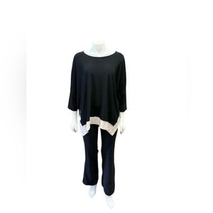 Joseph Ribkoff Formal Black Quarter Sleeve Top with Beige Trim Size 14EUC